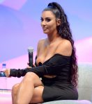 Kim Kardashian Big Cleavage