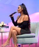Kim Kardashian Big Cleavage