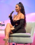 Kim Kardashian Big Cleavage