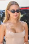 Kimberely Garner Sexy Ass In Shorts