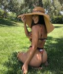 Kourtney Kardashian Big Booty In A Thong