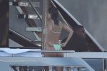Kourtney Kardashian Sexy Bikini