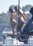 Kourtney Kardashian Sexy Bikini