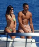 Kourtney Kardashian Sexy Bikini