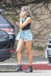 Olivia Culpo Sexy Legs