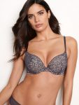Sara Sampaio Lingerie