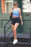 Taylor Swift Leggy