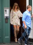Taylor Swift Sexy Legs And Boots