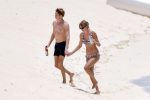 Taylor Swift Sexy Small Bikini