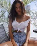 Alexis Ren Sexy Braless