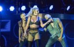 Britney Spears Sexy Body On Stage In Brighton ()