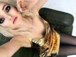 Dove Cameron Sexy Selfie