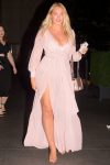 Iskra Lawrence Leggy In Nyc
