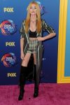 Katherine Mcnamara Sexy At Teen Choice Awards