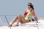 Kendall Jenner Sexy Ass In Swimsuit In Mexico