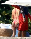 Kourtney Kardashian Bikini In Mexico