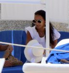 Lais Ribeiro Sexy Bikini On Beach In Mexico