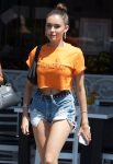 Madison Beer Sexy Legs In Deim Shorts In Los Angeles