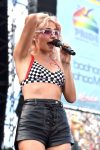 Pixie Lott Sexy On Stage In Brighton