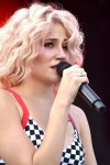 Pixie Lott Sexy On Stage In Brighton