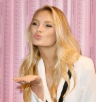 Romee Strijd Sexy Vs Angel