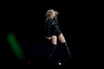 Taylor Swift Leggy On Stage In Toronto