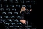 Taylor Swift Leggy On Stage In Toronto