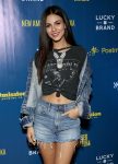 Victoria Justice Sexy Denim Shorts At City Jam In Chicago