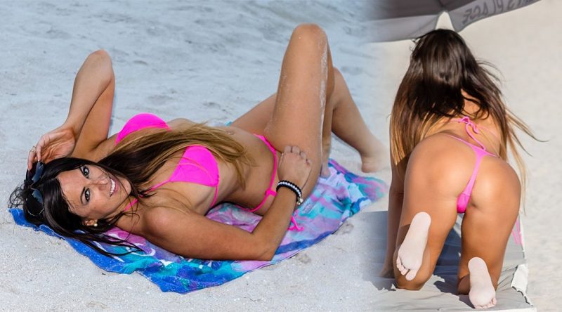 Claudia Romani – Bikini Photoshoot in Miami