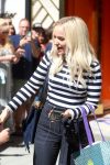 Dove Cameron Sexy