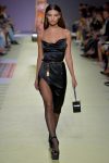Emily Ratajkowski Sexy On Runway
