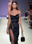 Emily Ratajkowski Sexy On Runway