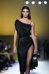 Kendall Jenner Sexy On Runway