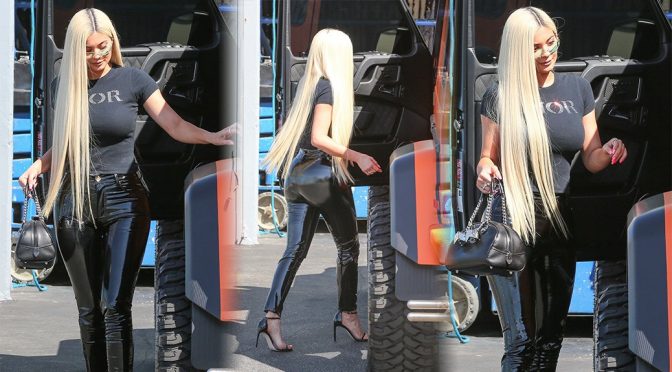 Kylie Jenner – Sexy Candids in Los Angeles