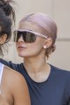 Kylie Jenner Sexy Curvy Body