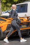 Kylie Jenner Sexy Curvy Body