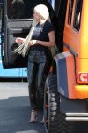 Kylie Jenner Sexy Curvy Body