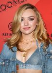 Peyton Roi List Sexy Cleavage