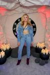 Peyton Roi List Sexy Cleavage
