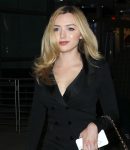 Peyton Roi List Sexy Legs