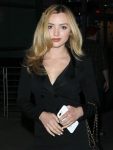 Peyton Roi List Sexy Legs