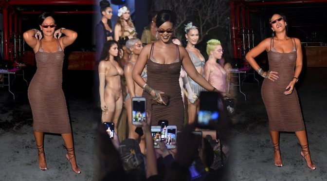 Rihanna – Savage X Fenty Fashion Show in New York