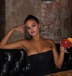 Selena Gomez Sexy Cleavage