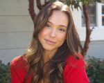 Alexis Ren