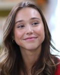 Alexis Ren