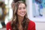 Alexis Ren