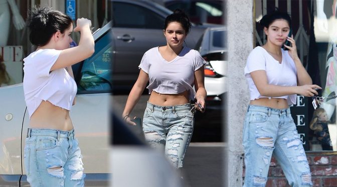 Ariel Winter – Candids in Studio City
