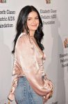 Ariel Winter Sexy Cleavage