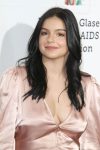 Ariel Winter Sexy Cleavage