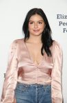 Ariel Winter Sexy Cleavage